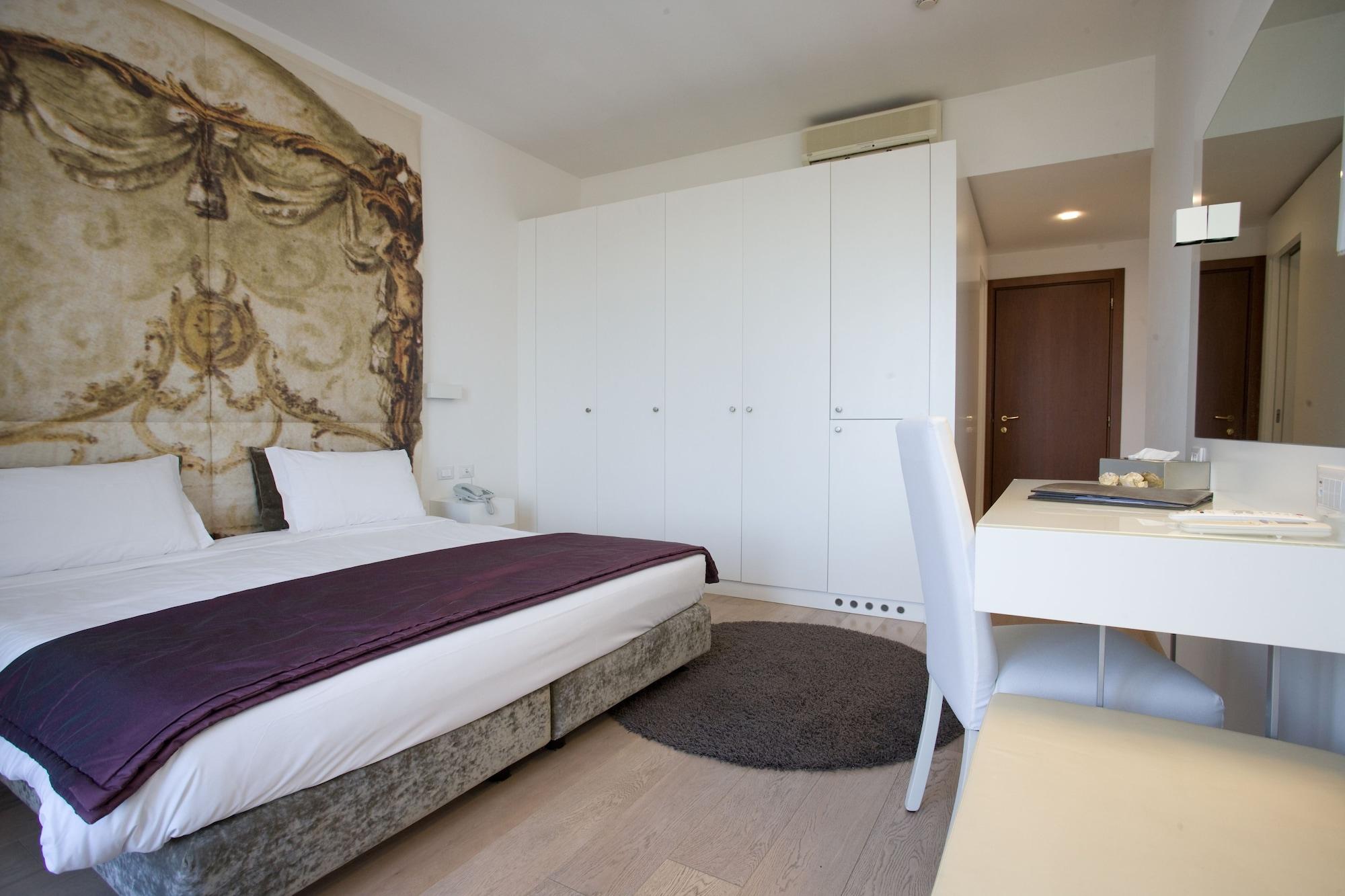 Hotel Castello Di Santa Vittoria Santa Vittoria d'Alba Екстер'єр фото
