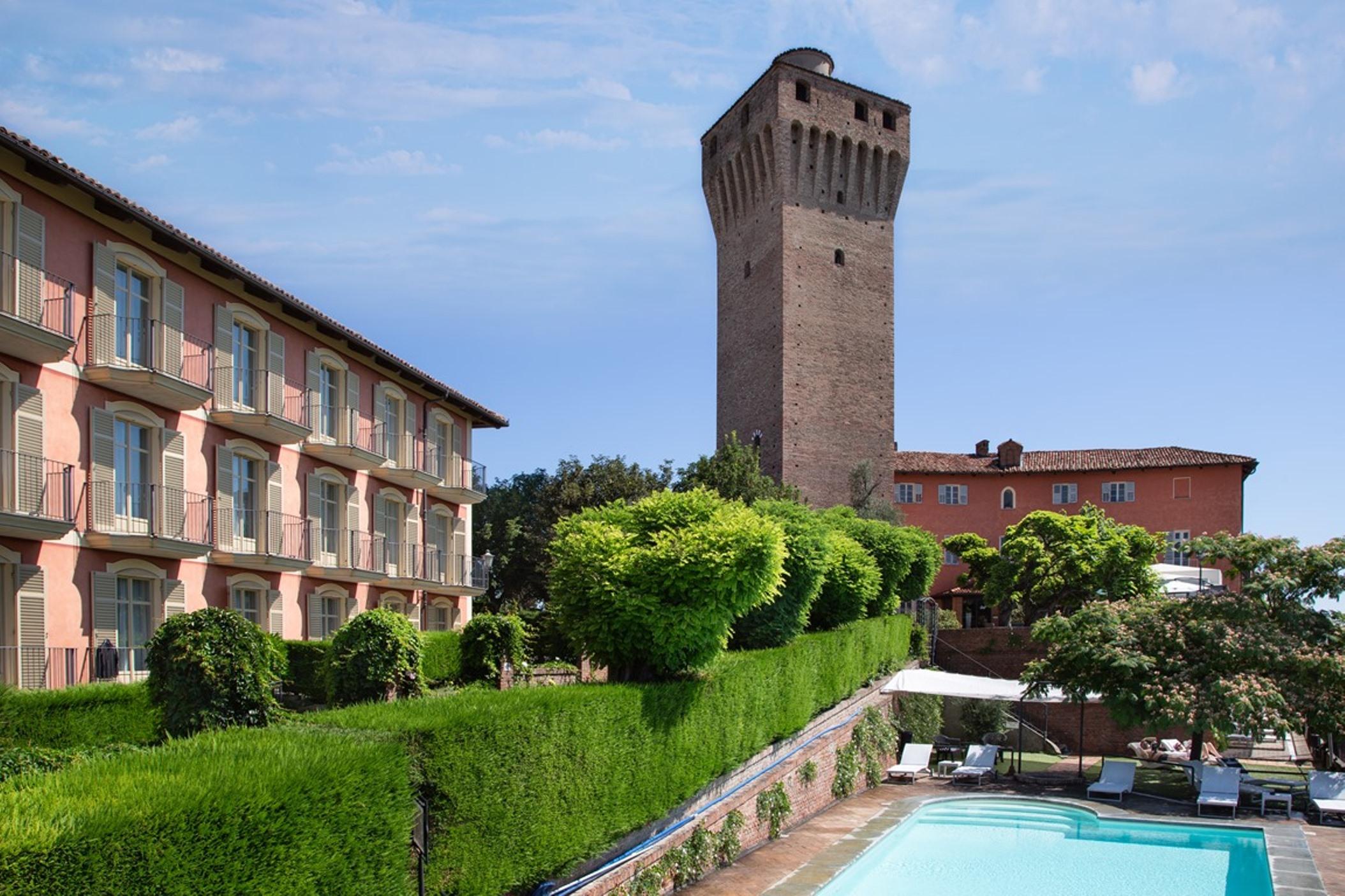 Hotel Castello Di Santa Vittoria Santa Vittoria d'Alba Екстер'єр фото