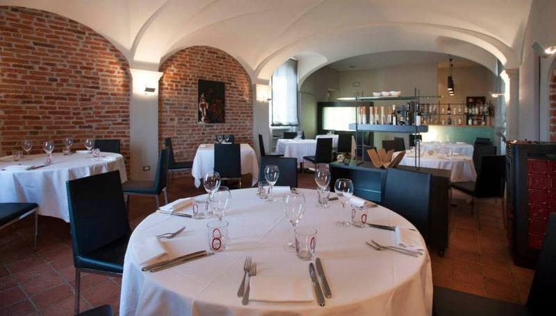 Hotel Castello Di Santa Vittoria Santa Vittoria d'Alba Екстер'єр фото
