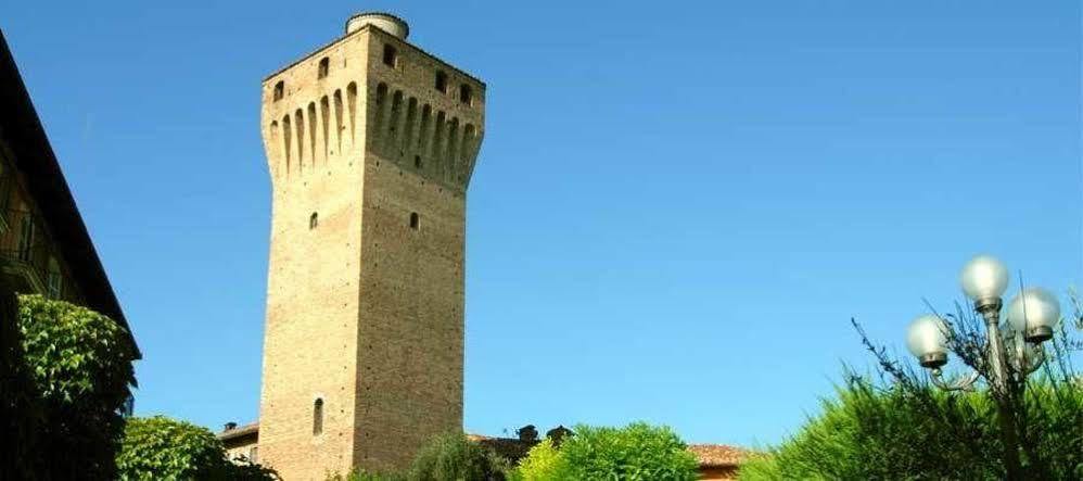 Hotel Castello Di Santa Vittoria Santa Vittoria d'Alba Екстер'єр фото